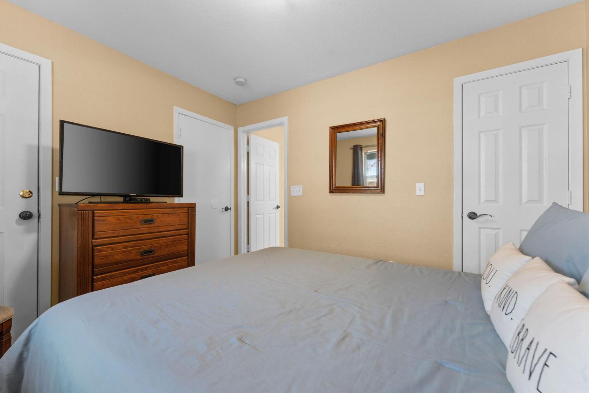 Cozy Top Floor 2Br Condo With View And Amenities!! Point Lookout Eksteriør billede