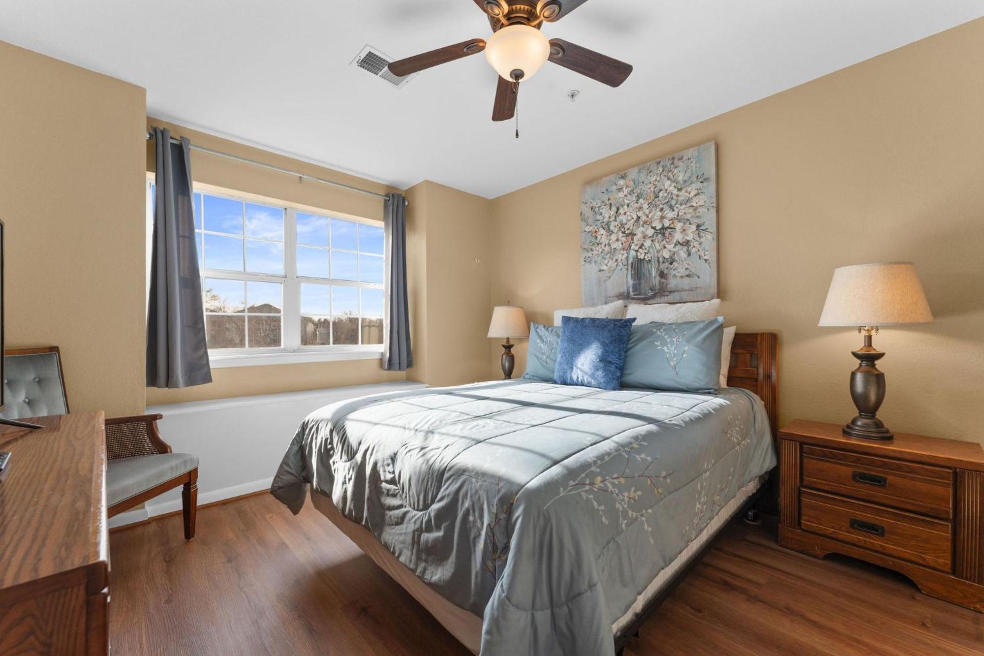 Cozy Top Floor 2Br Condo With View And Amenities!! Point Lookout Eksteriør billede